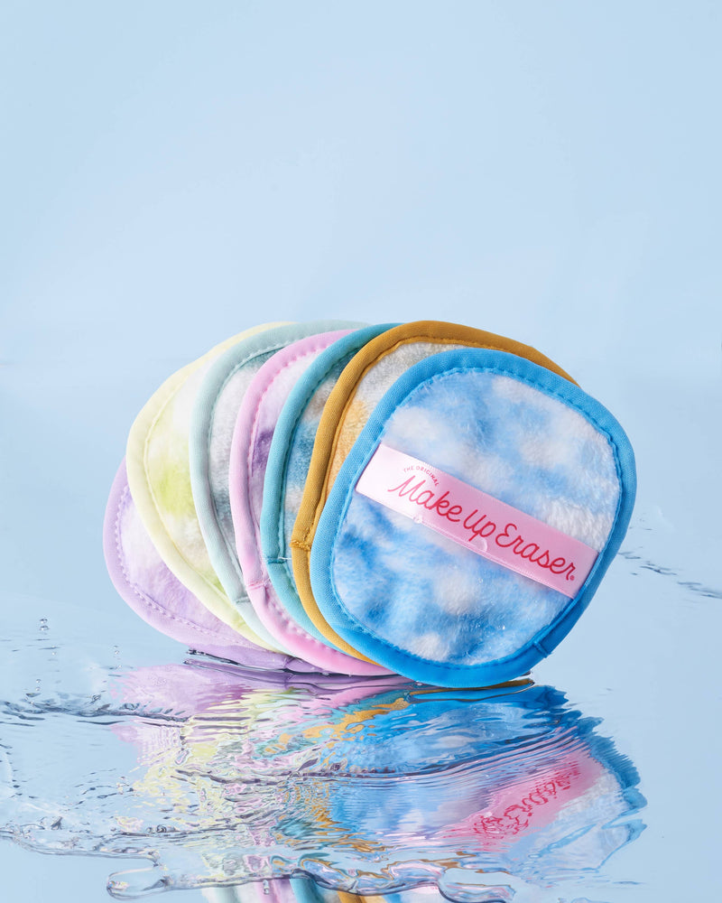 Cloud 9 Set & Cosmetic Bag