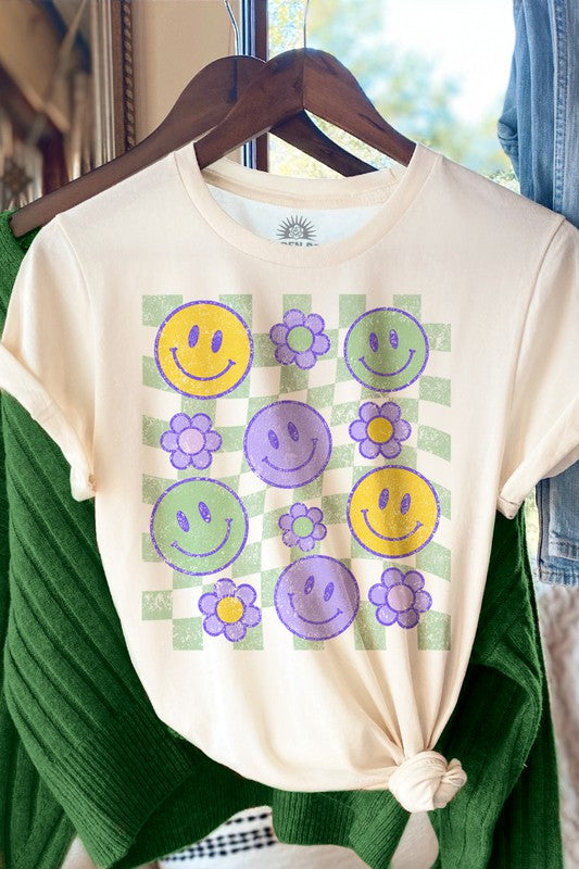 Smiley Green-Checkered Retro Oversized T Shirt